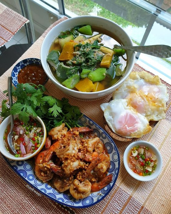 Tuyển chị giúp việc gia đình có 3 người, ở Khu Đô Thị Vạn Phúc, Quận Thủ Đức.