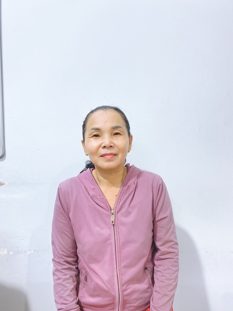 Cô Loan miền nam giỏi việc nhà, yêu thương cháu nhỏ đi làm ổn định