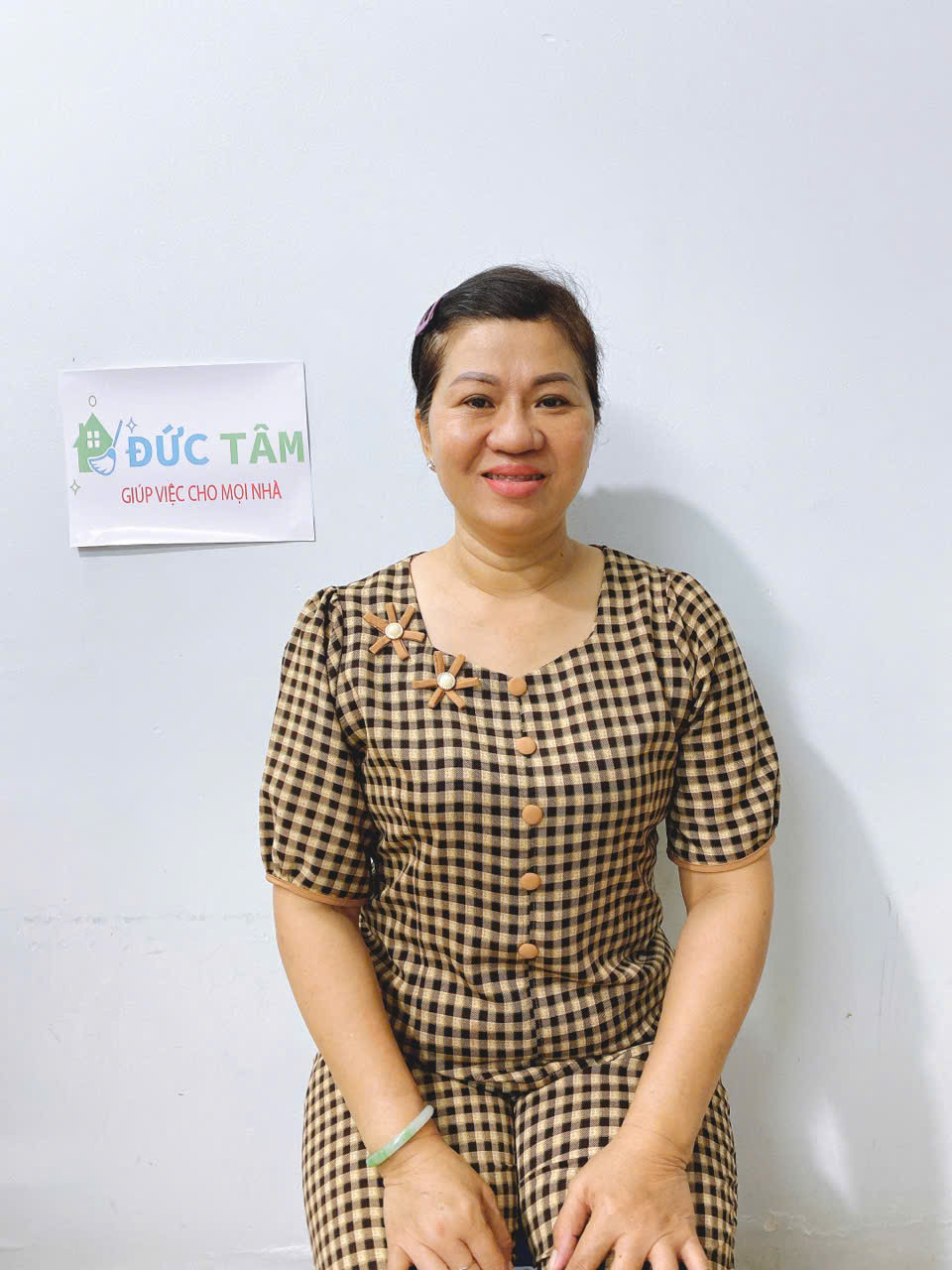 Cô Loan 1973 Quê Quán: Tp.hcm Cần Tìm Việc. Tết Ở Lại Được.