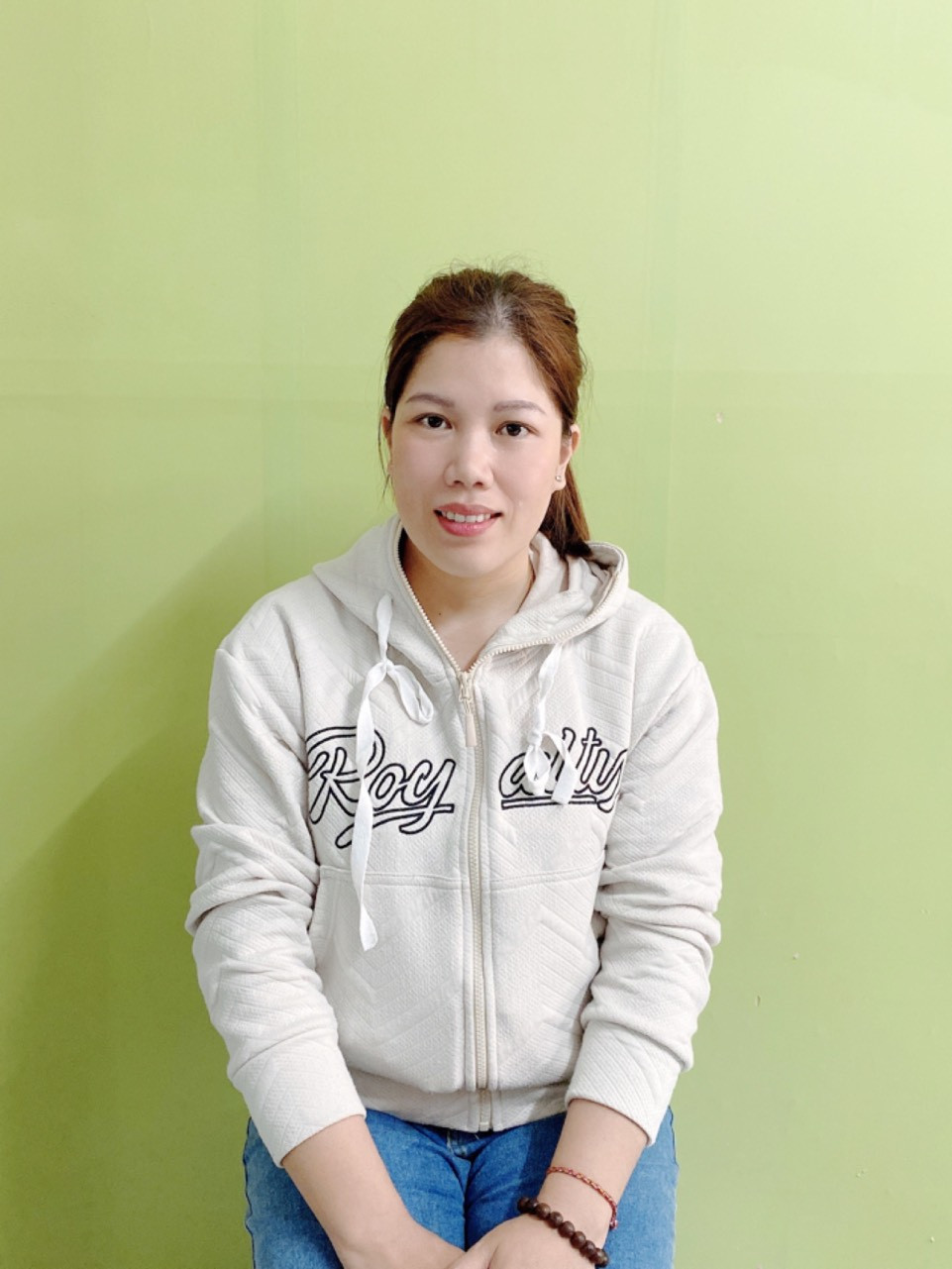 Em tìm việc giúp chị Hằng 1990 Thừa Thiên Huế - Lương 7 triệu