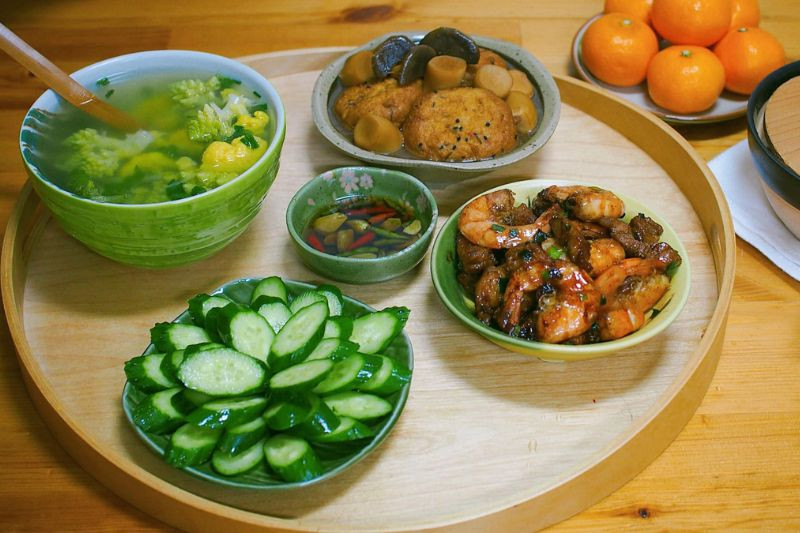 Em cần chị  giúp việc nhà, nhà em ở tân hòa đông quận 6, Lương 11 triệu, bao ăn ở.