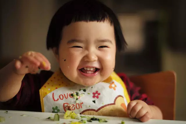 CẦN NGƯỜI LÀM Ở LẠI