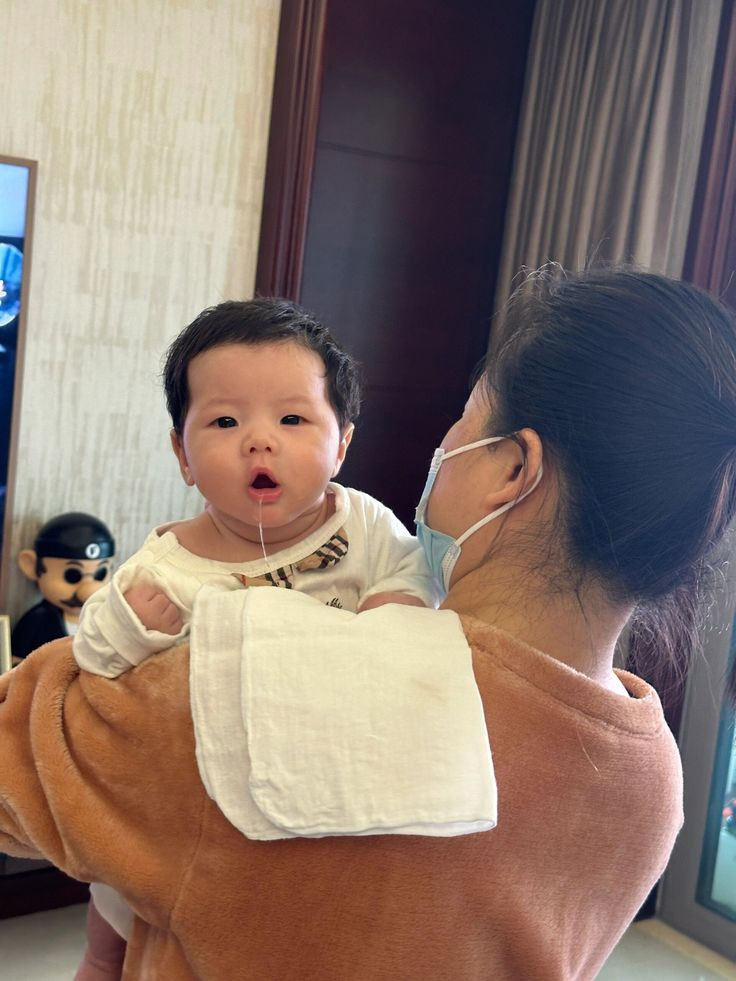 Cần Tìm Chị Chăm Em Bé 9 Tháng Đi Làm Ngay Tại Phú Mỹ Hưng Q7