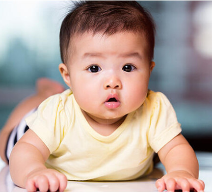 Tìm Chị Chăm Bé 3 Tháng Tuổi Rất Ngoan Ngoãn Có Phòng Riêng