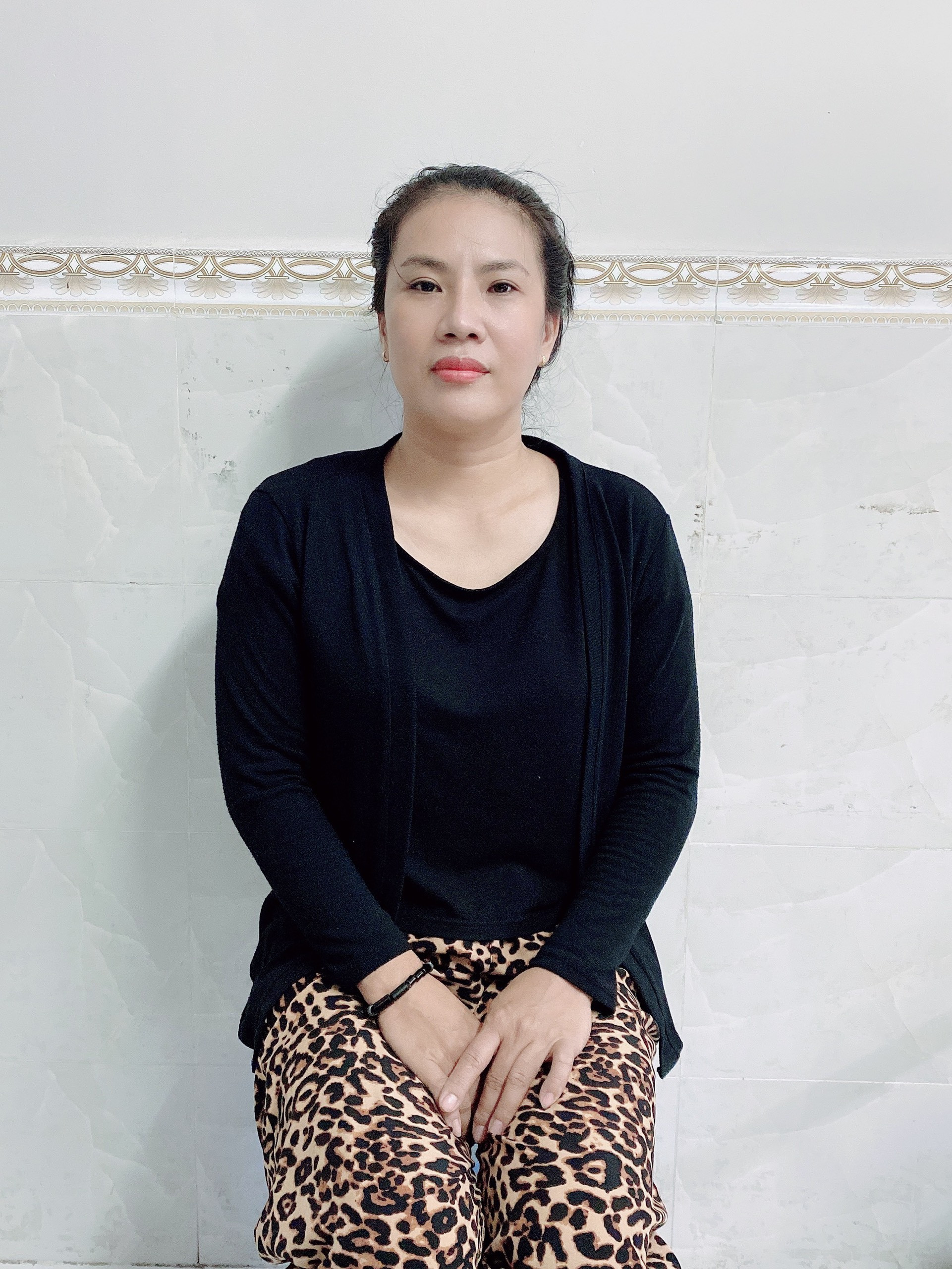 Chị Nguyễn Thị Cẩm Hằng sn 1983 quê Tiền Giang - CHĂM BÉ, GIÚP VIỆC NHÀ