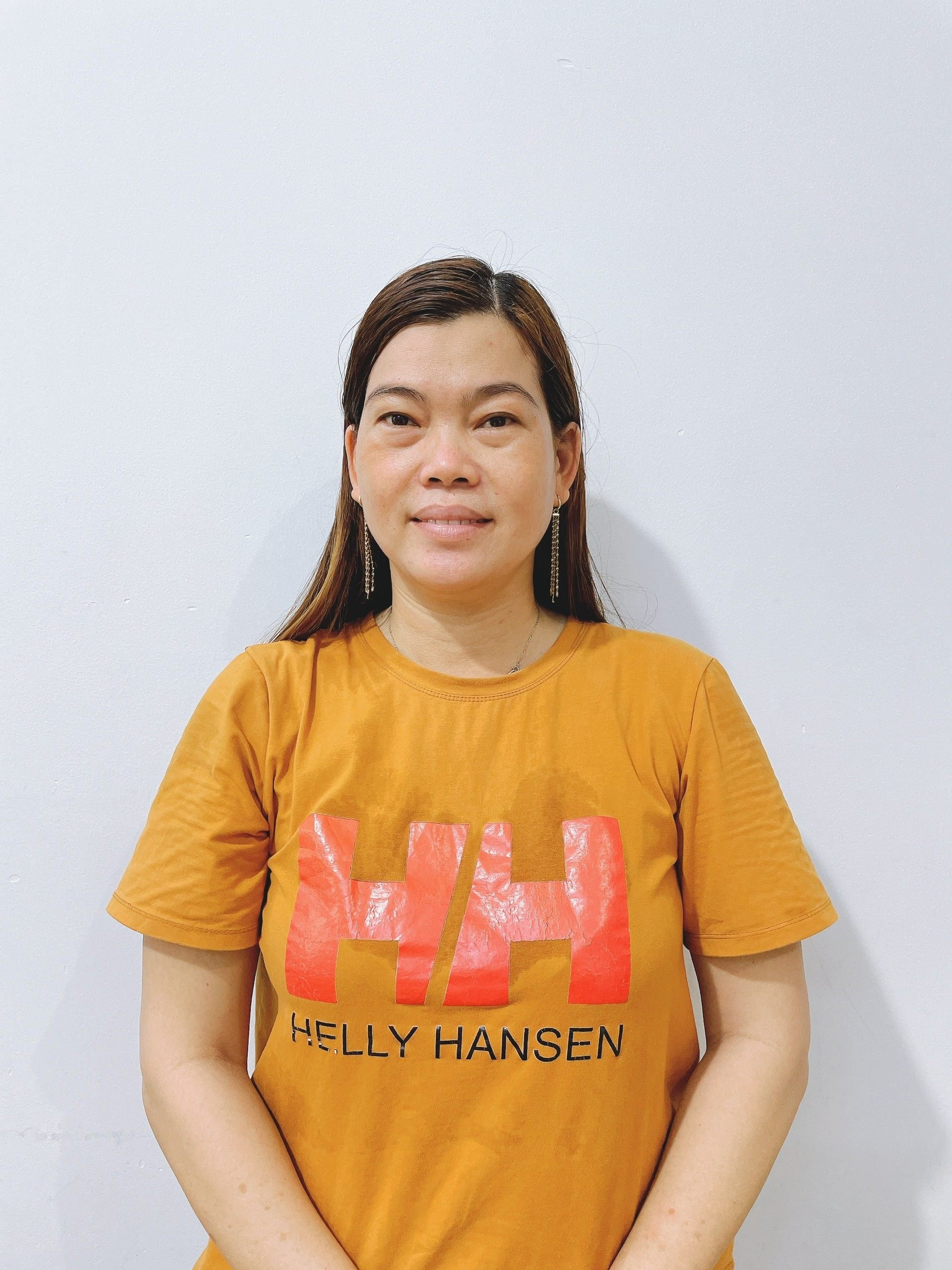 Chị chuyên công việc giúp việc nhà , nấu ăn, quán xá!!!