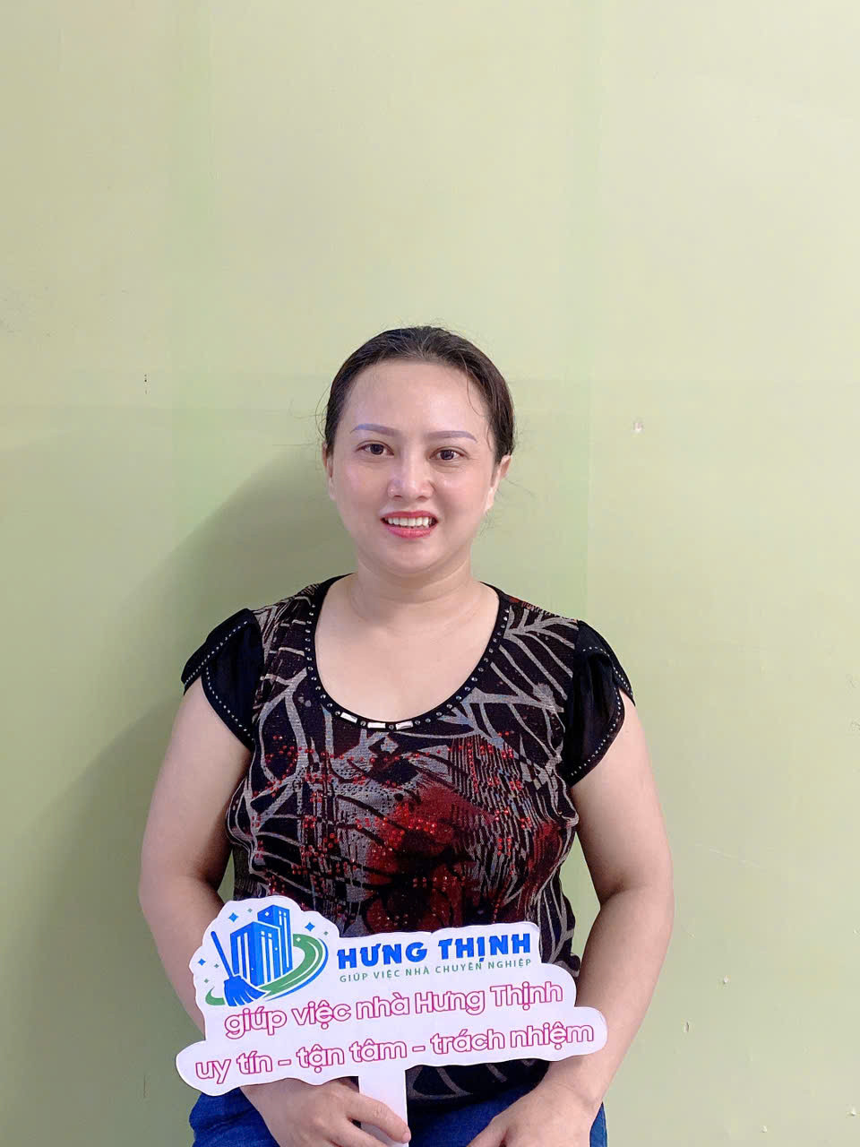 Em Tìm Việc Làm Dùm Cho Chị Thúy Vân - 41 Tuổi - Người Miền Tây