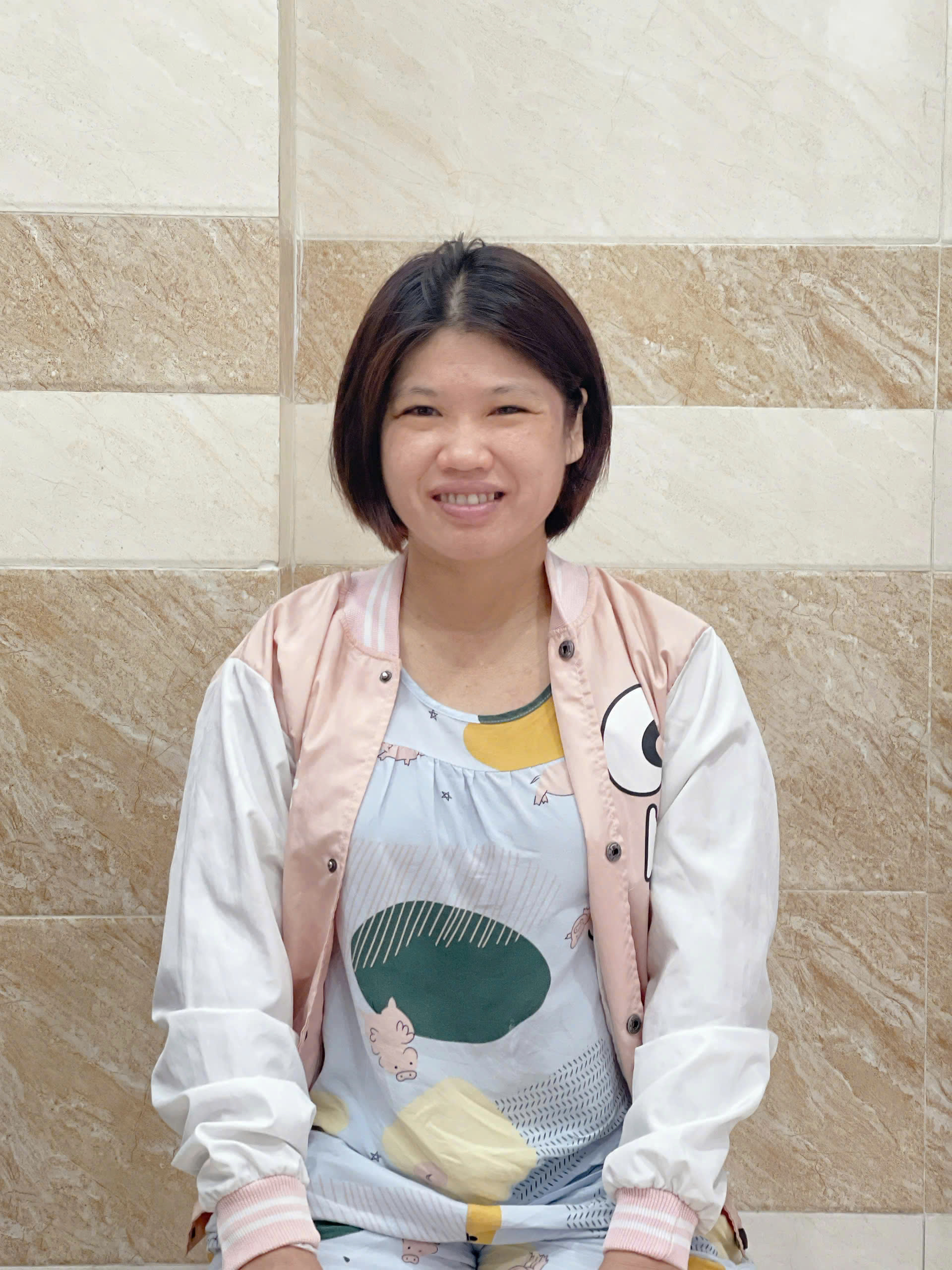 Chị Châu 1995      Quê Lâm Đồng    CẦN TÌM VIỆC