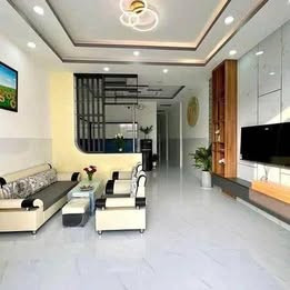 Tìm cô giúp việc nấu ăn ngon cho gia đình ở Quận 12 - Lương cao, bao ăn ở!