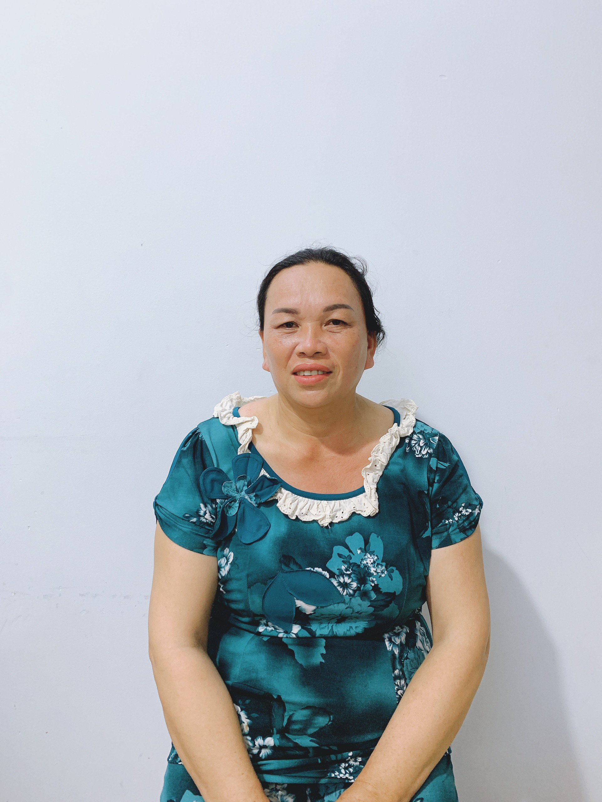 Chị hiền lành chất phác chịu khó tìm việc đi làm ngay