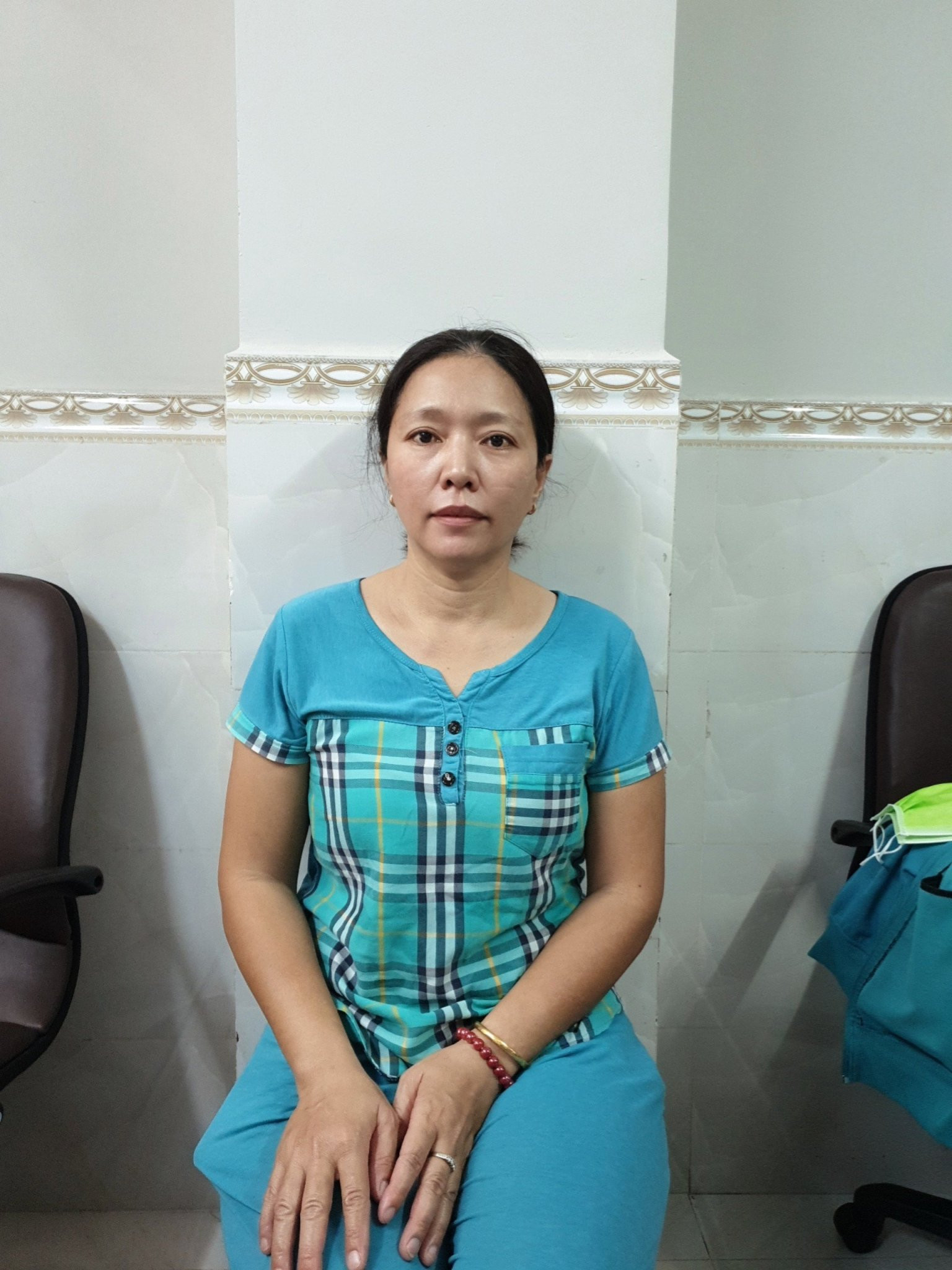 Chị Châu Kim Anh sn 1976 Quê Vĩnh Long nhận giúp việc nhà, chăm bé sơ sinh