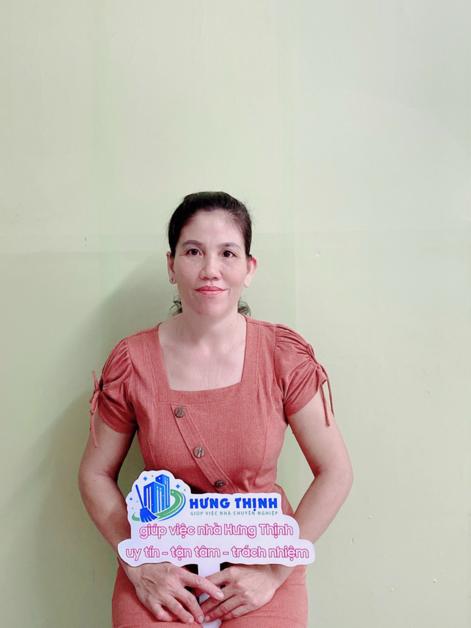 Chị Nguyễn Thị Hạnh, sinh năm 1976, quê Bến Tre, chuyên giúp việc nhà, bảo mẫu