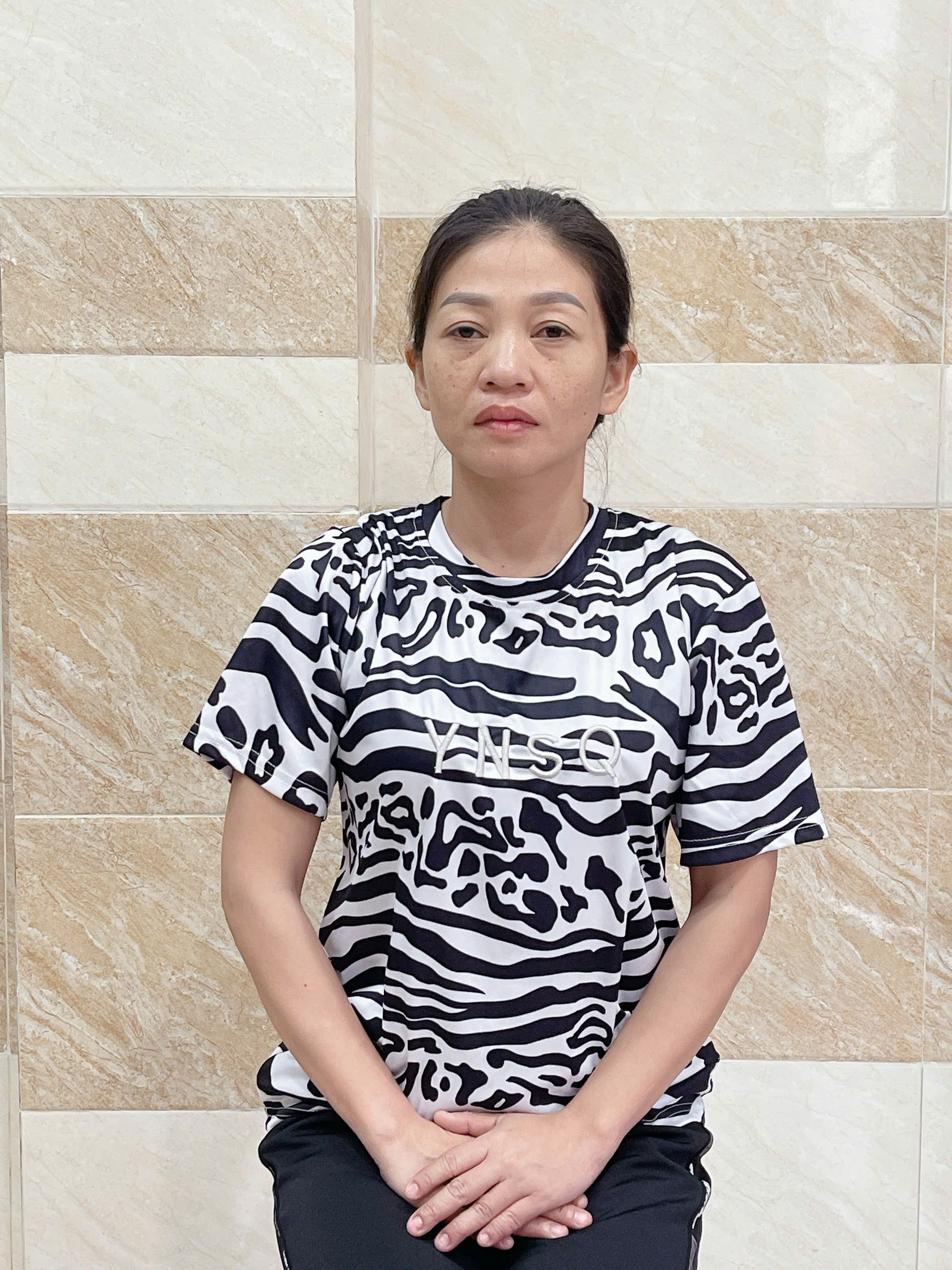 Chị Duy Huyền 1982 Cần tìm việc. Tết ở lại được.