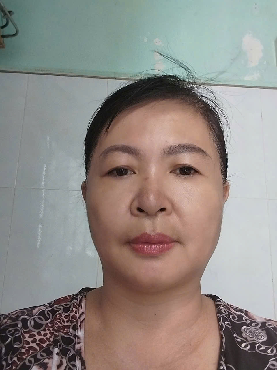 Chị     DƯƠNG THỊ LỆ DUNG    Sinh năm: 1980      Quê: Quảng Nam