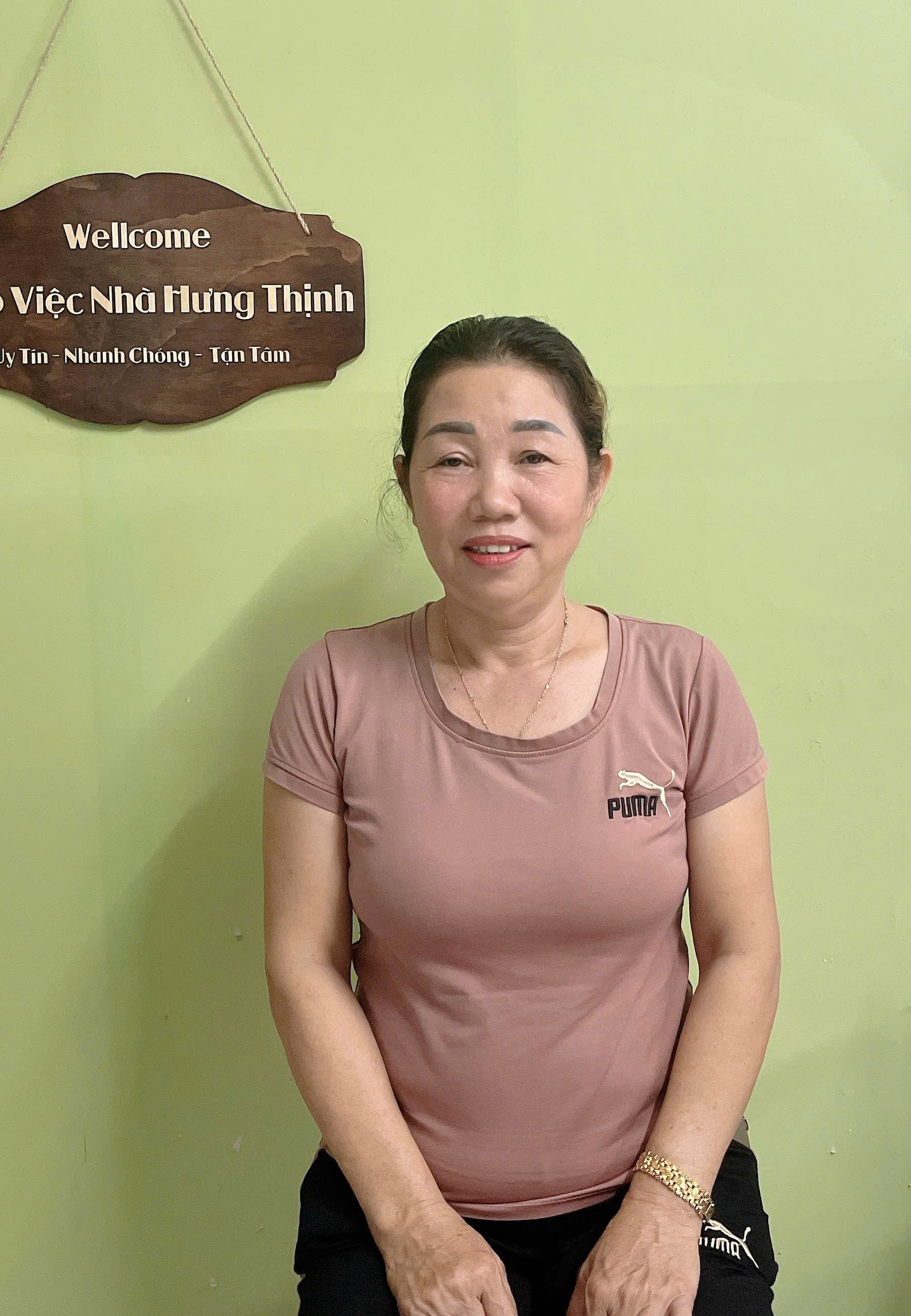 Chị Ngọc Yến - 1972 - quê Khánh Hòa - Tìm Việc Làm Ở Lại Tết