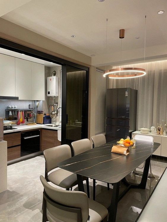 CẦN GẤP CHỊ  GIÚP VIỆC, NẤU ĂN NGON LƯƠNG 12 TRIỆU Ở NHÀ BÁC SĨ QUẬN 10.