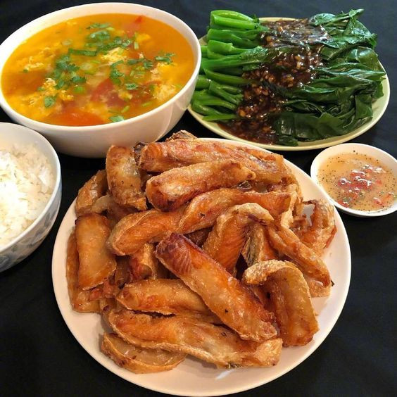 Cần chị về phụ gia đình giúp việc nhà, ở lại với gia đình, nhà ở quận 3.