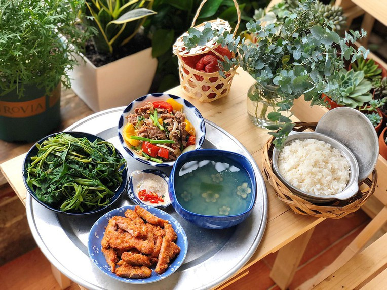 Công việc BAO ĂN Ở cho các chị thiện chí sẵn sàng nhận việc đi làm ngay.