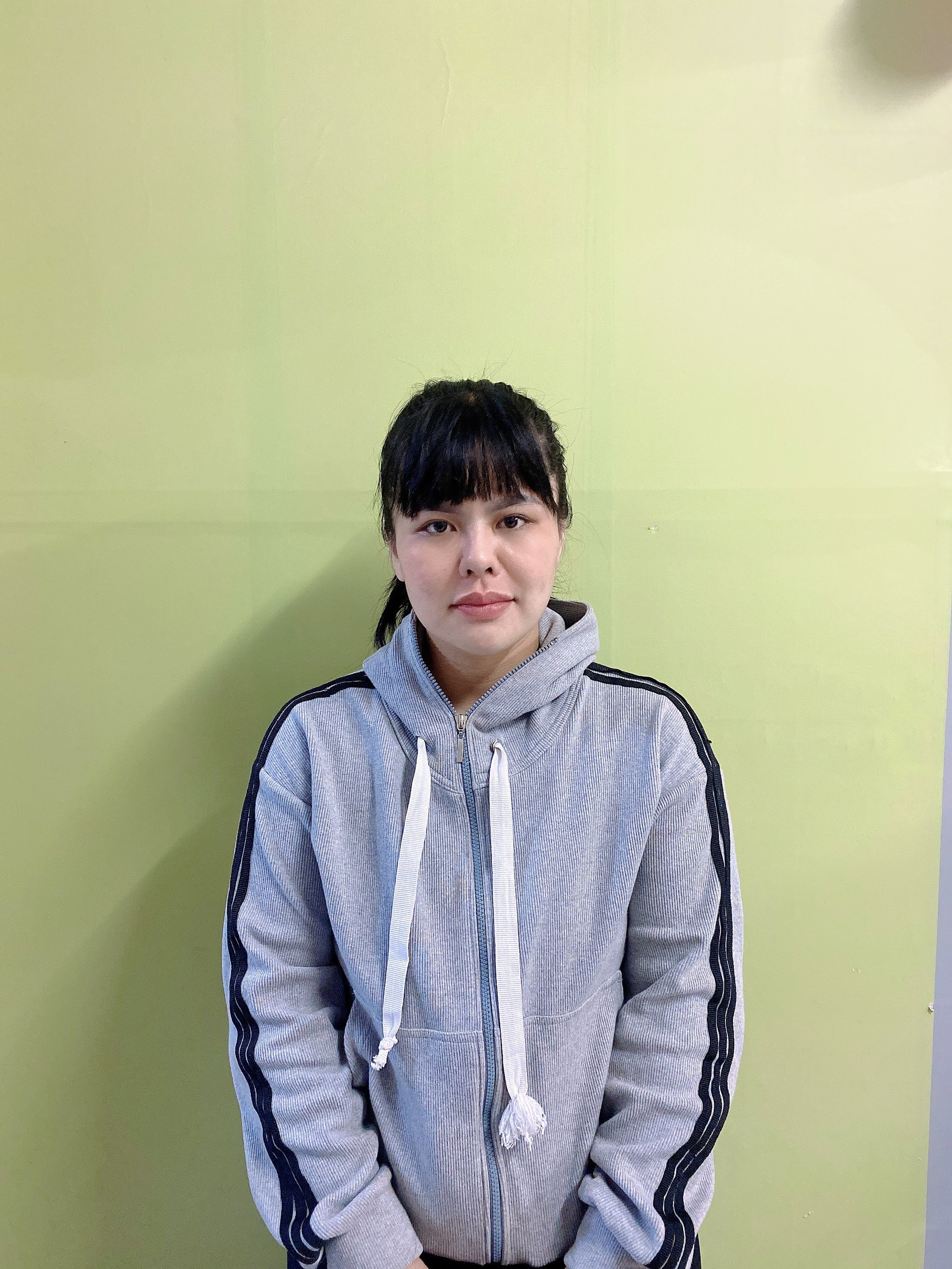 Em Thi, 1993, Đắk Lắk - Tìm việc Chăm bé, Nấu ăn, Việc nhà