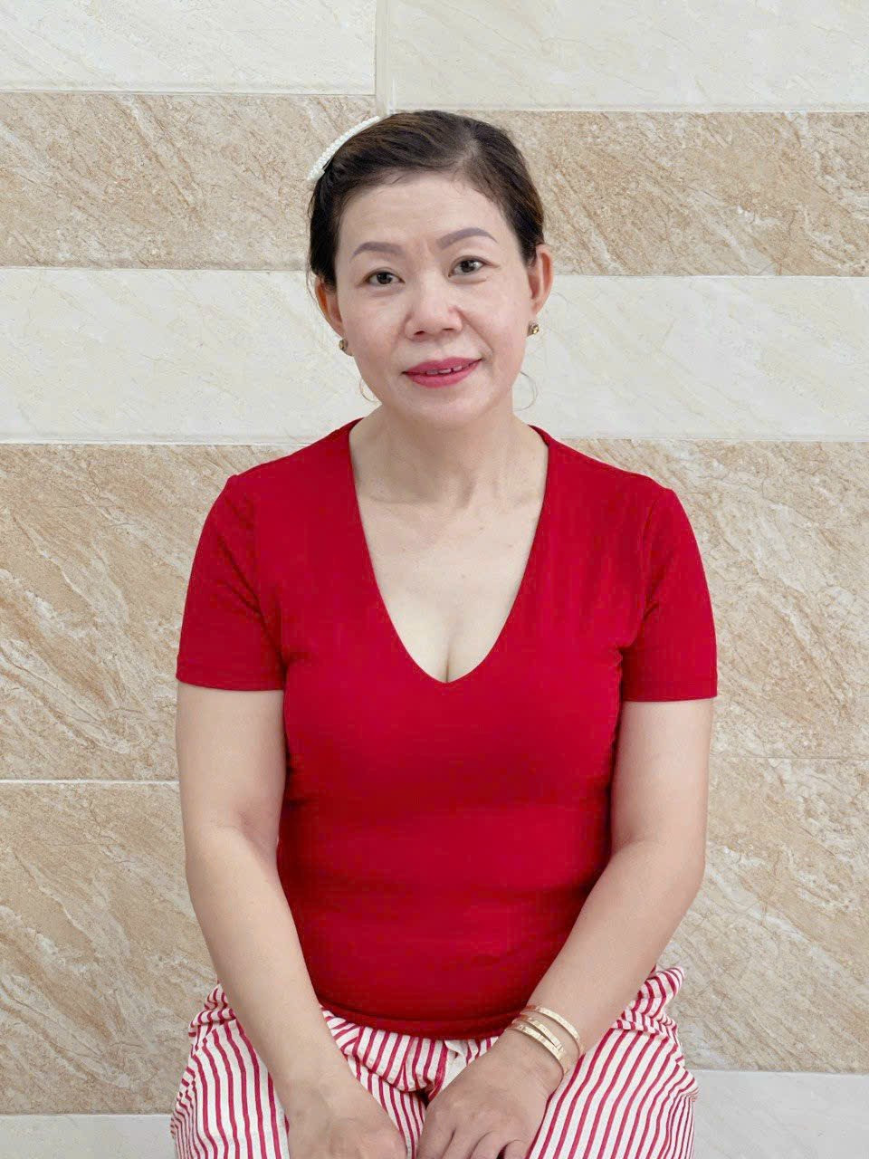 CHỊ THẢO ĐỘC THÂN KHÔNG VƯỚNG BẬN ĐANG TÌM VIỆC GIÚP VIỆC NHÀ ĂN Ở LẠI