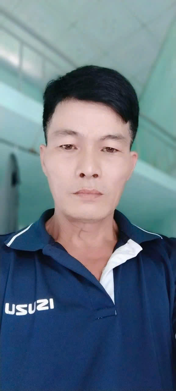 Anh   QUÁCH VĂN TIẾNG    Sinh năm: 1976       Quê: Đồng Nai