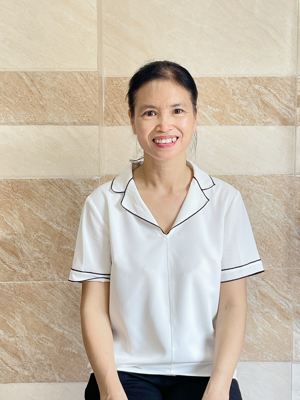 Chị Ngoan 50 tuổi  Đồng Nai là người hiền lành , chịu khó . Chị muốn nhận việc Giúp việc nhà chăm bé