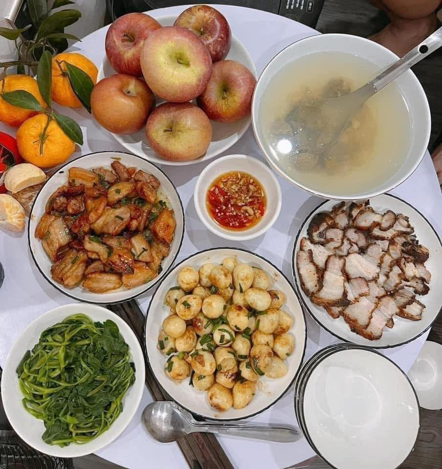 CÔNG VIỆC BẬN RỘN NÊN EM CẦN 1 CÔ GIÚP VIỆC NHÀ Ở Q2 LƯƠNG 13 TRIỆU Ở LẠI