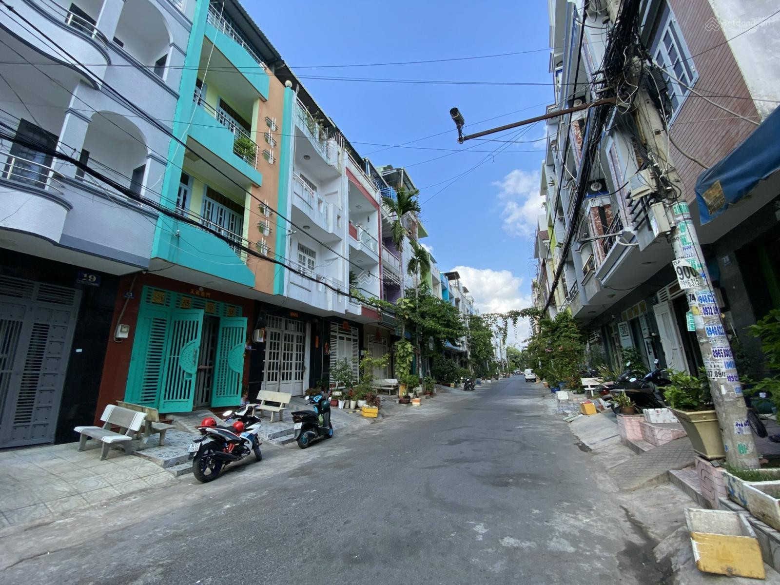 Em đang cần tìm gấp 1 chị giúp việc cho gia đình 4 người lớn ở Q6 - Lương 11 triệu