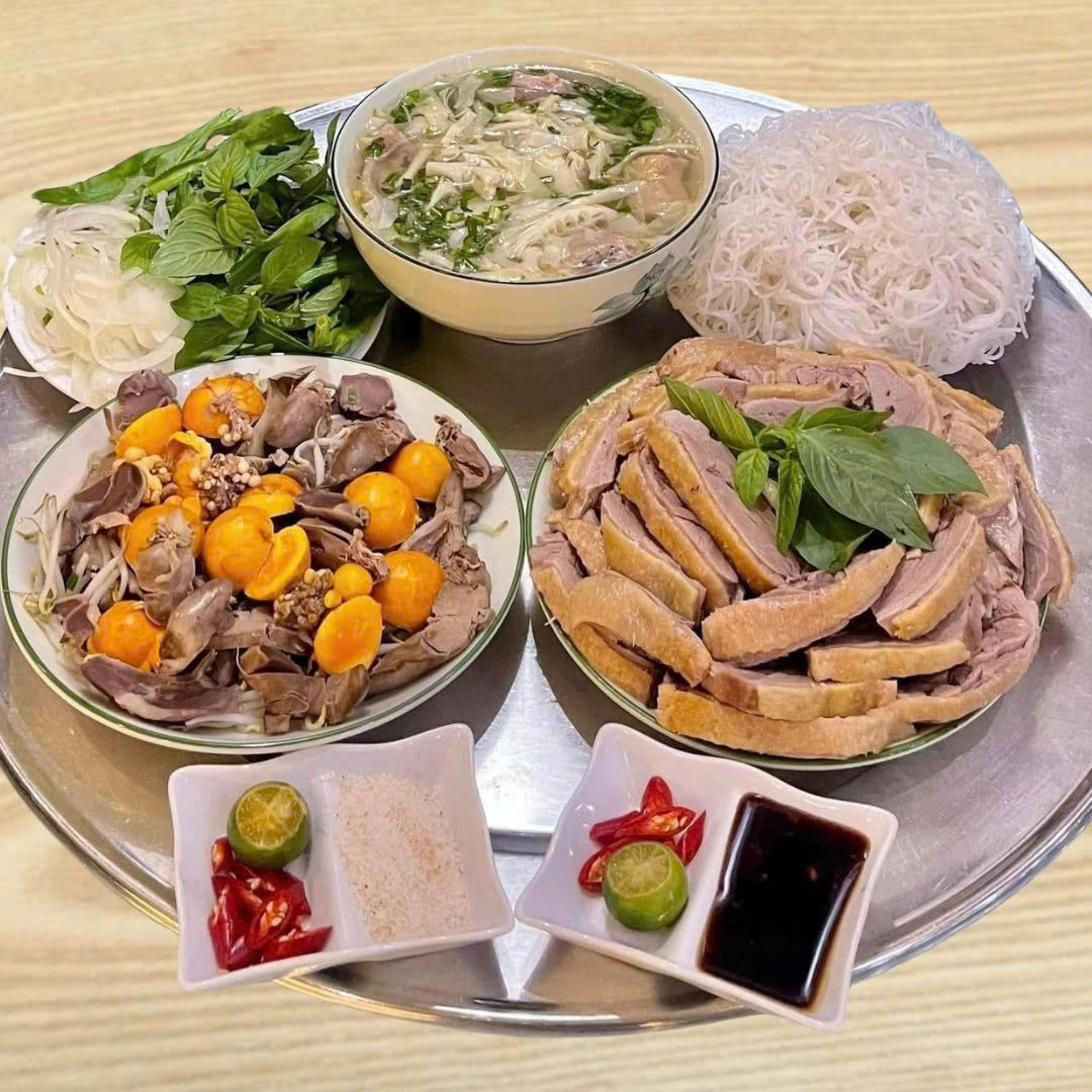 Nhà em cần gấp cô giúp việc nhà chung cư Bình Tân, lương cao!