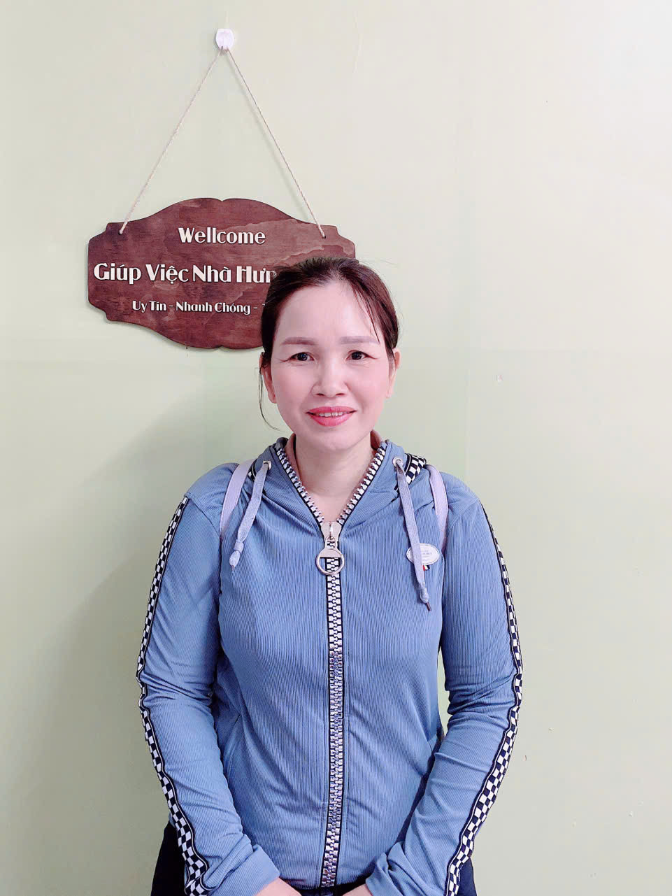 CHỊ HƯỜNG - SN 1979 - Ở HẬU GIANG - CẦN TÌM VIỆC LÀM Ở LẠI