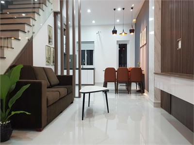 Gia đình cần tìm chị giúp việc nhà lương 10tr bao ăn ở tại Quận 9