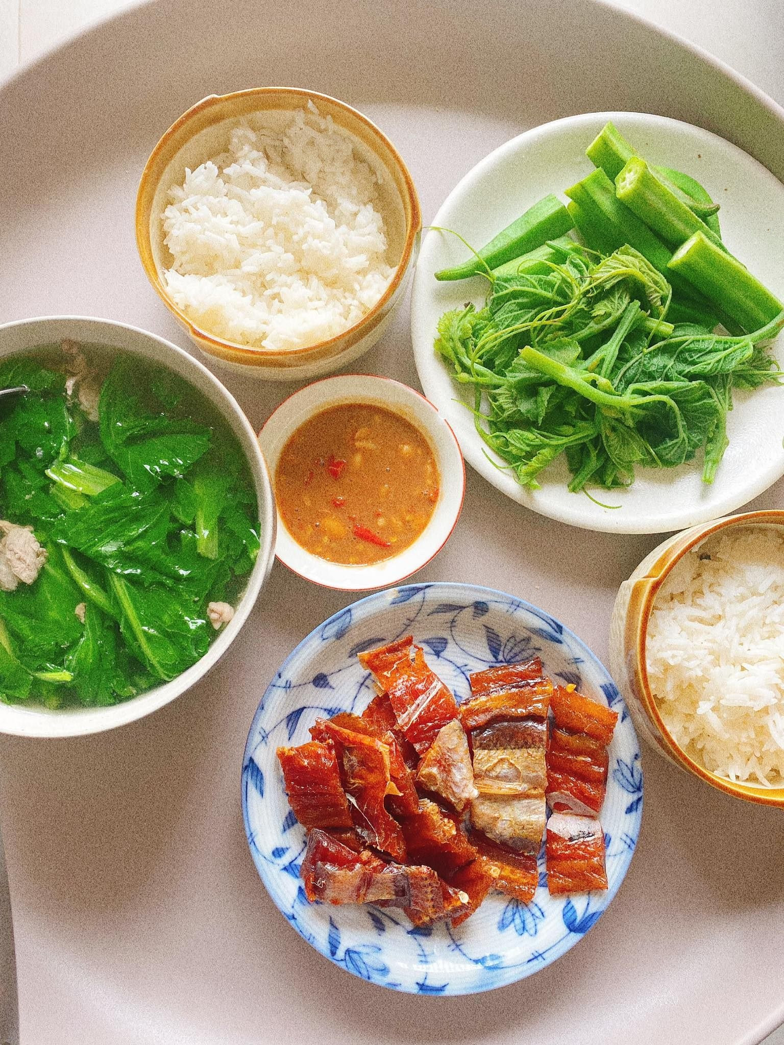 Gia Đình Vợ Chồng Mong Muốn Tìm Chị Giúp Việc Nhà Bao Ăn Ở