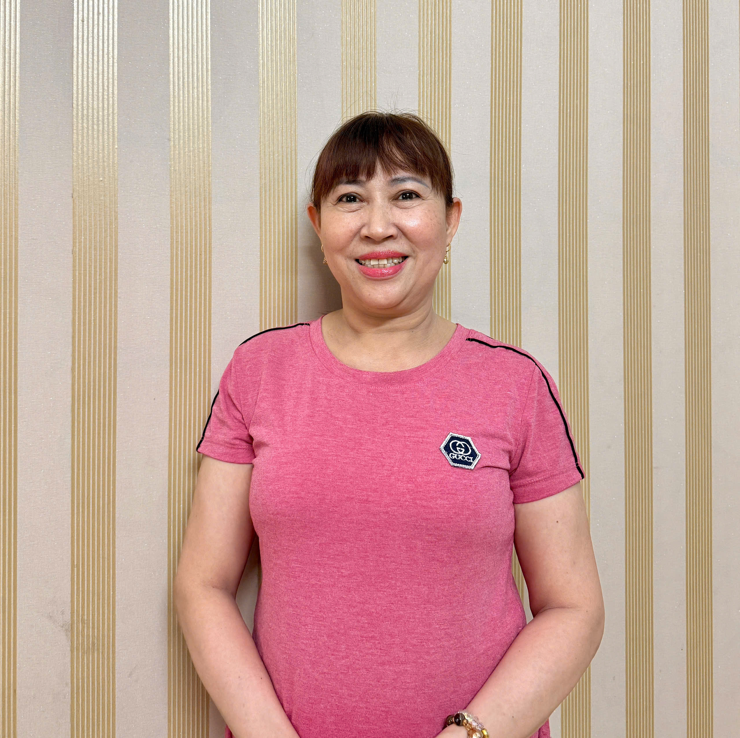 Cô Hồng (SN 1971) tìm việc giúp việc nhà, nấu ăn