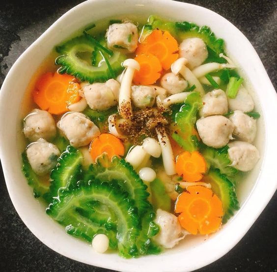 Tuyển cô giúp việc bao ăn ở lại tại quận 12.