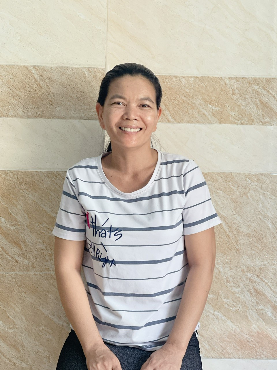 Chị Tuyết sinh 1976 quê Bình Thuận lương 7tr