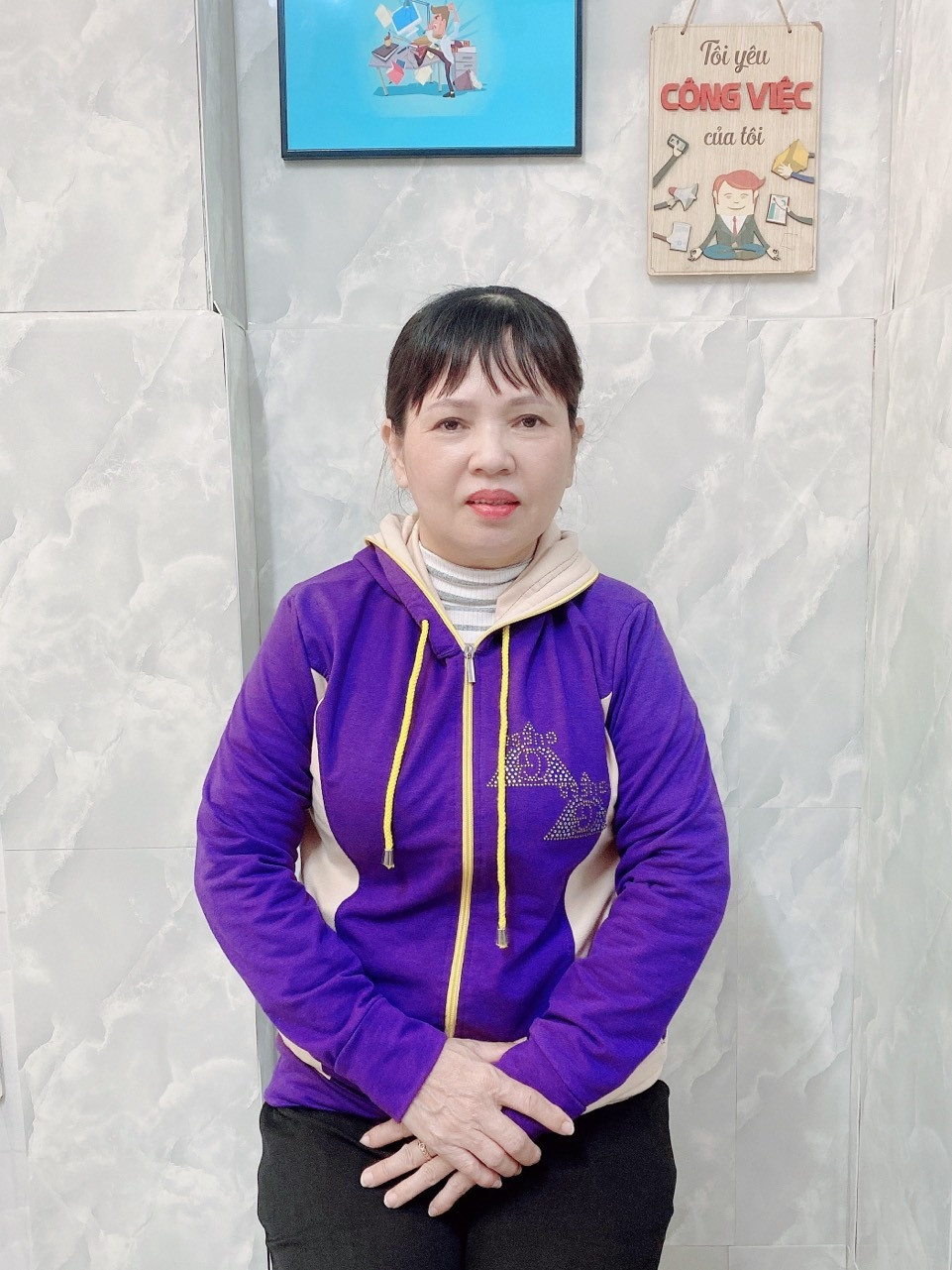 Chị Bông đang tìm việc bao ăn ở lại ạ