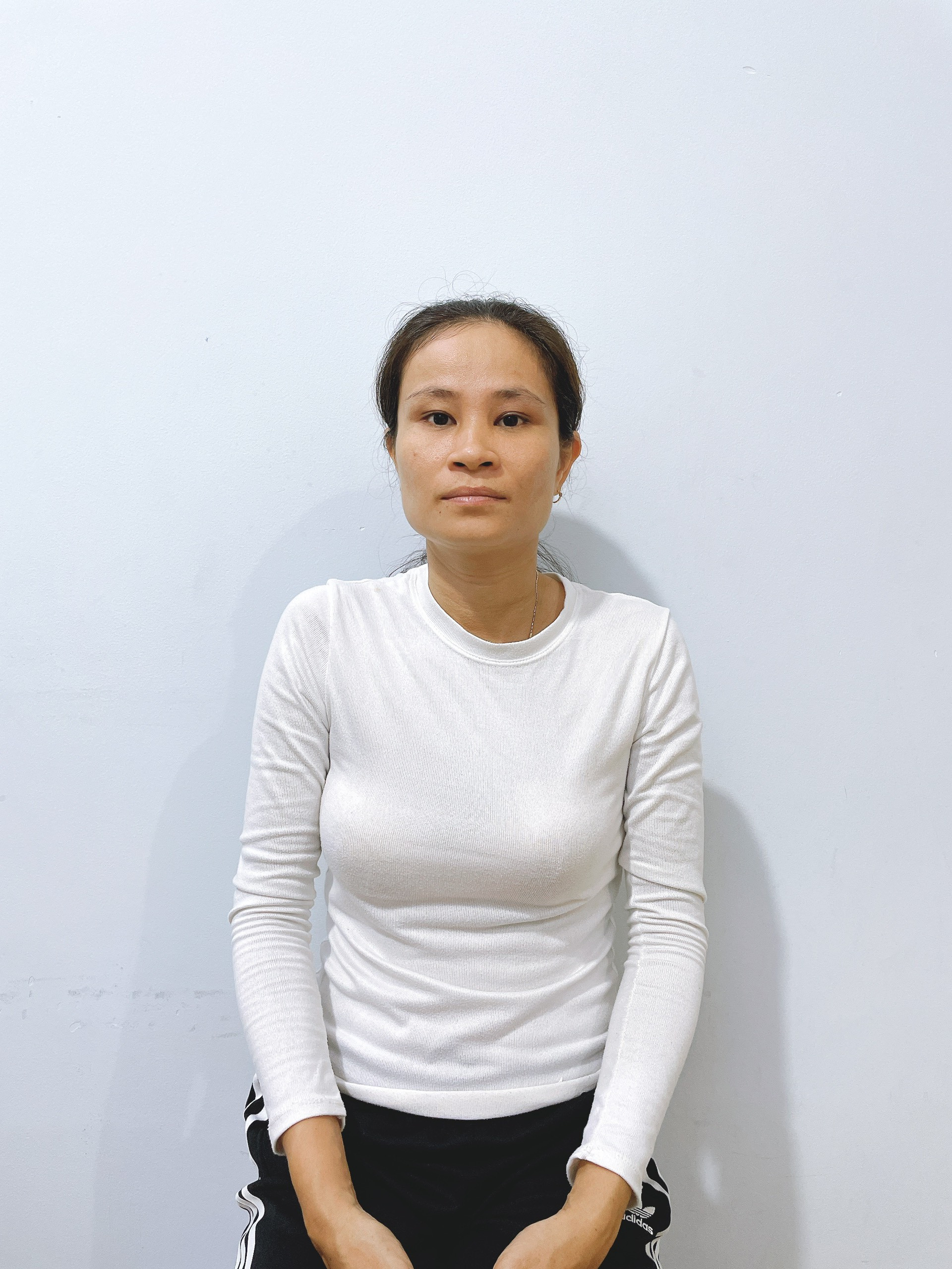 Chị Vi chuyên chăm bé từ sơ sinh cho đến lớn không vướng bận chồng con