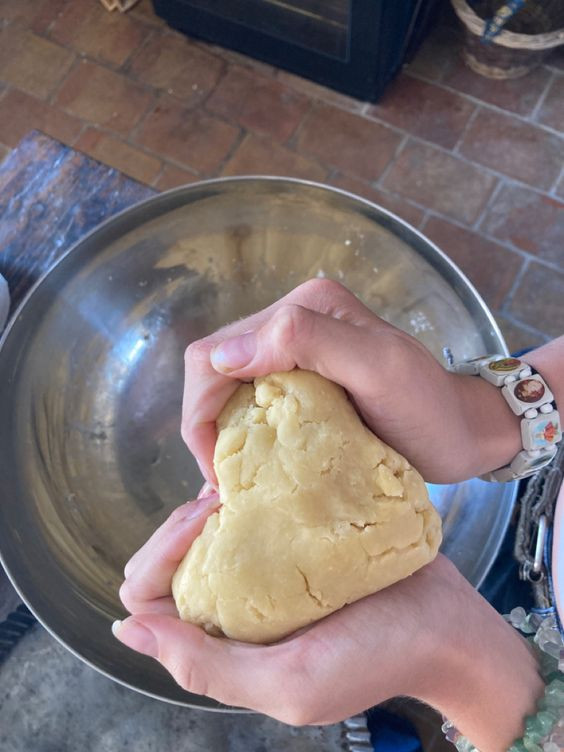 Nhà con đang cần cô phụ giúp việc nhà ở ngay chợ Hạnh Thông Tây với mức lương 11 triệu.