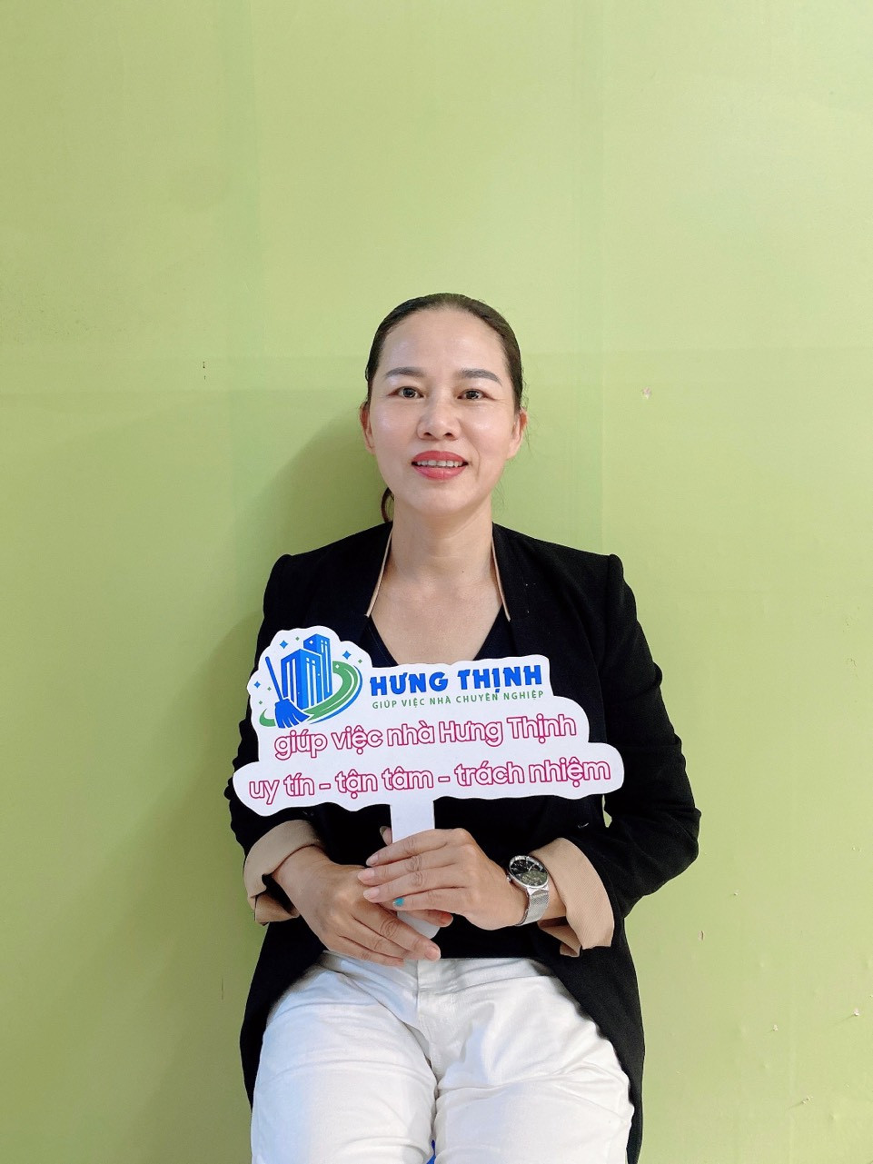 CÔ BÍCH tìm việc làm gấp chuyên chăm bé giúp việc nhà