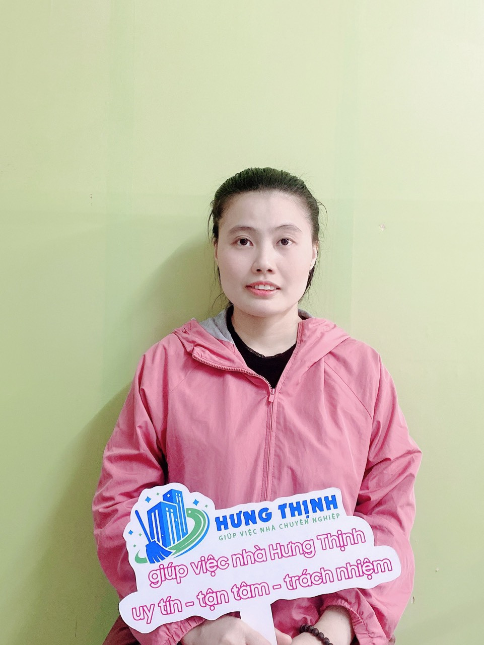 Em Tìm Việc Làm Cho Chị Thắm - 33 Tuổi - Người Miền Nam Ạ.!