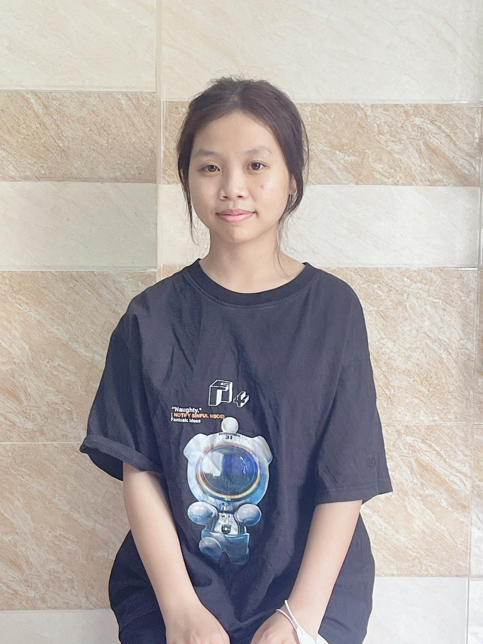 Em Giao 18 tuổi người miền Tây tìm việc:  Phục vụ , phụ quán , phụ bếp , bán hàng