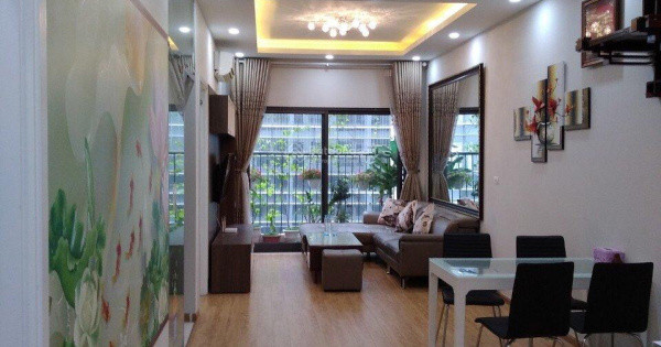 Nhà em ở chung cư quận 11 , tìm cô giúp việc nhà ( bao ăn ở lại ).