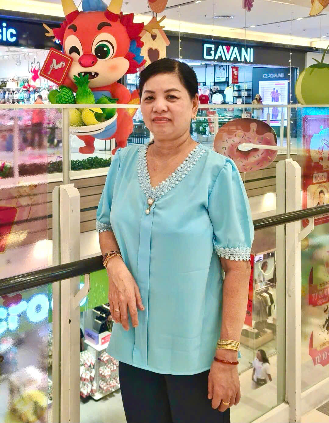 Chị Sơn, 1969, tp.Hồ Chí Minh