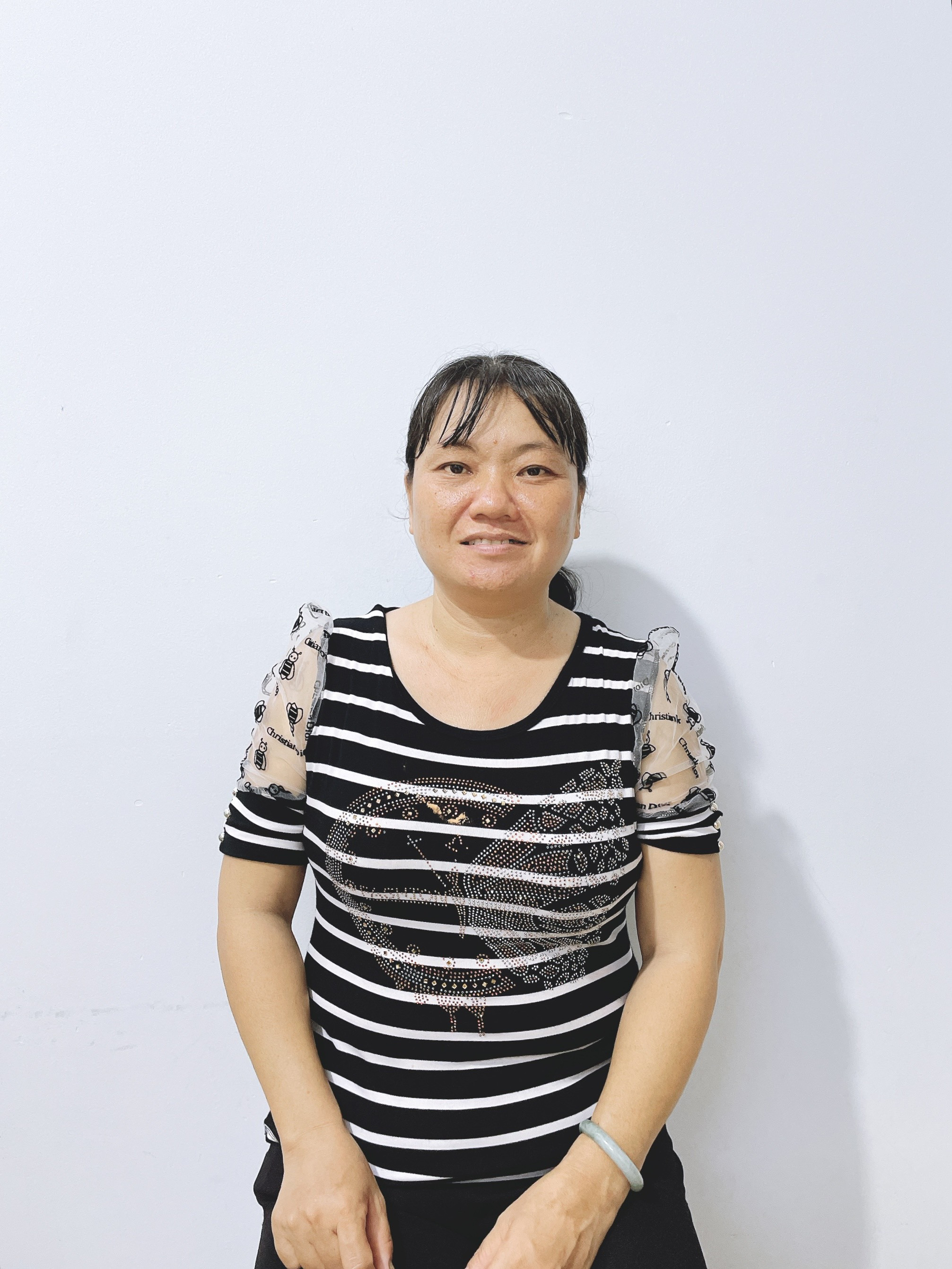 CHỊ BÍCH MIỀN TÂY HIỀN LÀNH GIỎI VIỆC NHÀ, YÊU QUÝ NGƯỜI LỚN TUỔI ĐI LÀM ỔN ĐỊNH