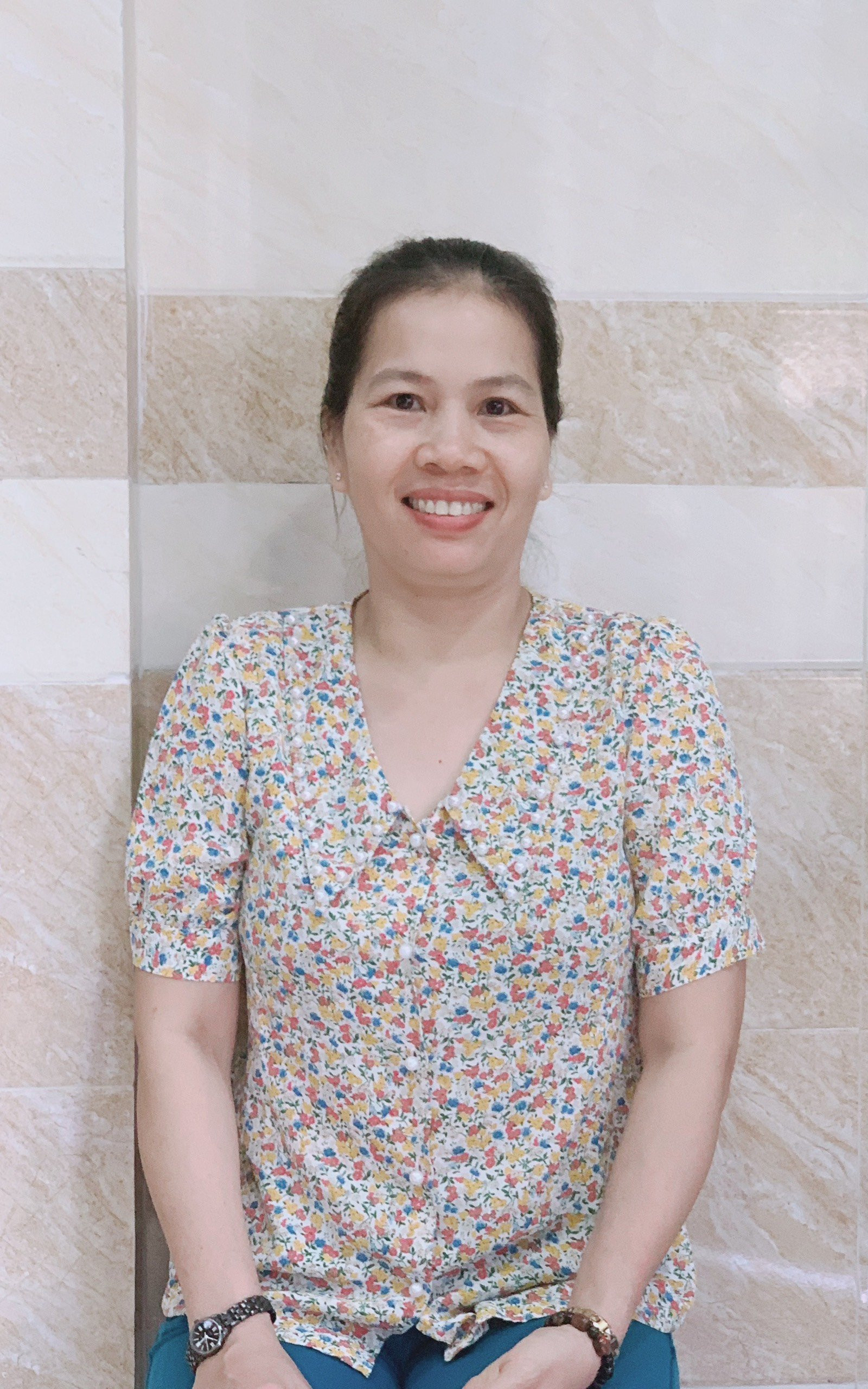 Chị BẢY 45 tuổi quê Đồng Tháp mong muốn nhận được một công việc lâu dài , ổn định