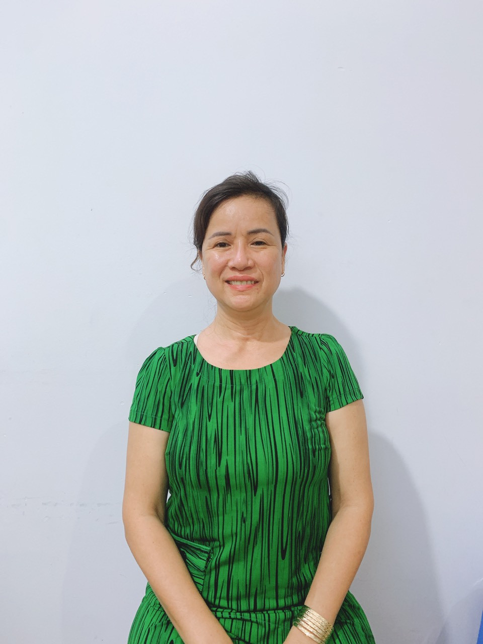 Em gửi anh chị cô miền trung hiền lành đi làm kiếm tiền lo cho con cái