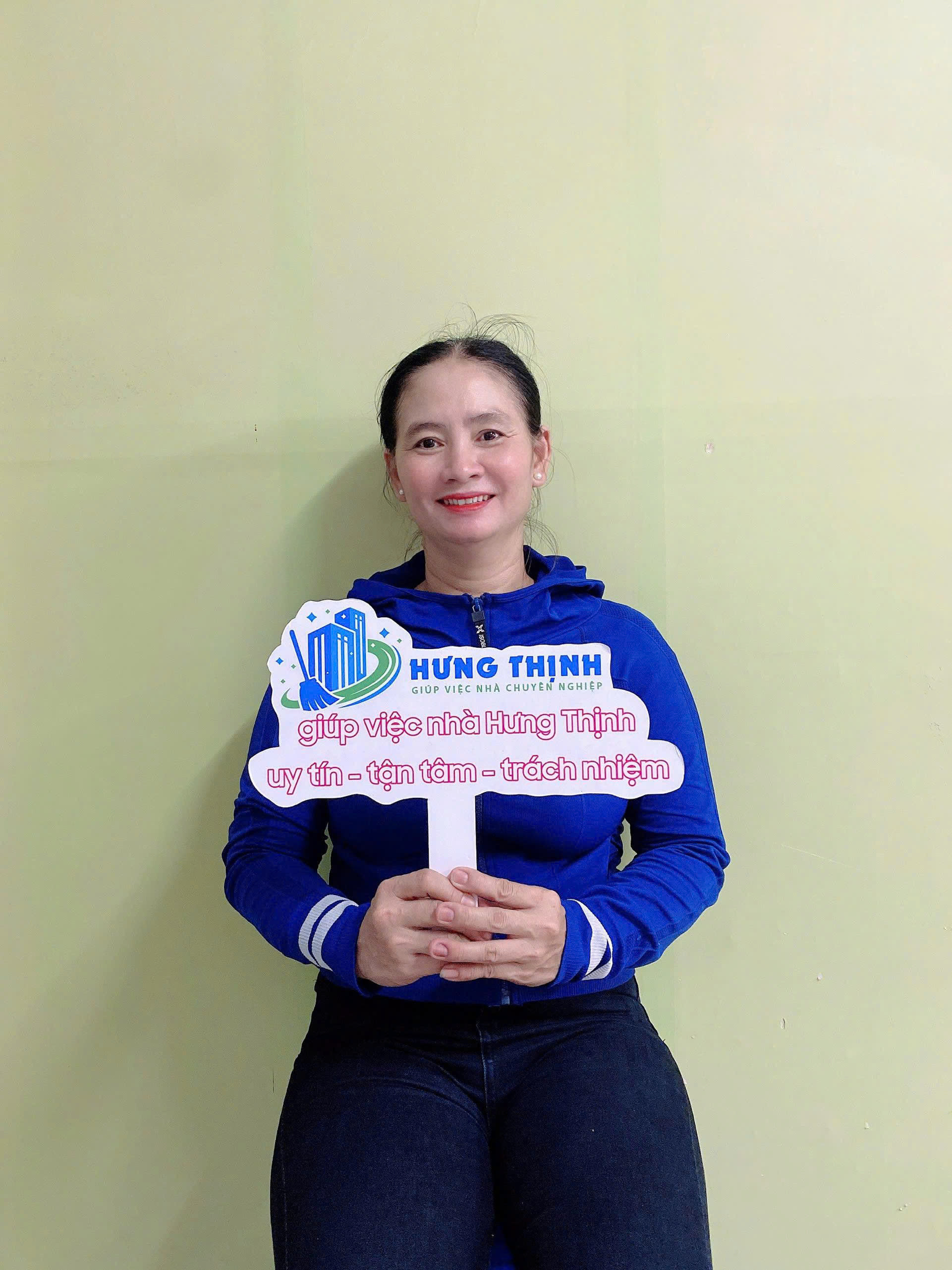 Chị Hằng đang tìm việc chăm bé - giúp việc nhà đi làm bao ăn ở lại ạ