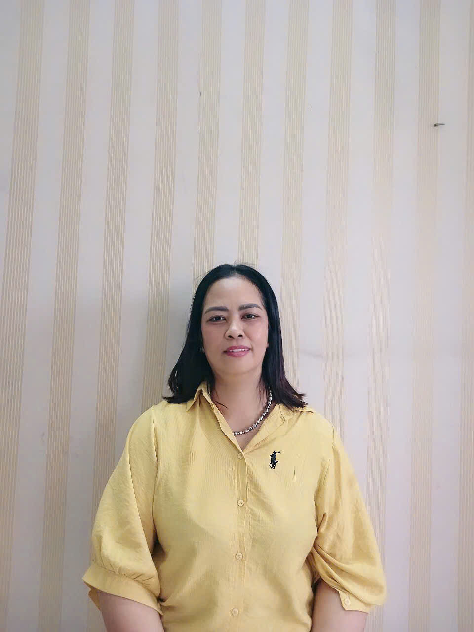 Chị Đào Thị Bảo Ngọc - Năm sinh: 1979 - Quê quán: Vĩnh Long. Cần tìm việc chăm em bé.