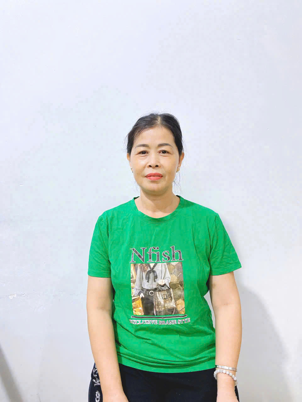 Chị Hương 1989 quê bến tre. Thật thà, siêng năng , chịu khó 10 năm kinh nghiệm. Cần tìm việc làm.