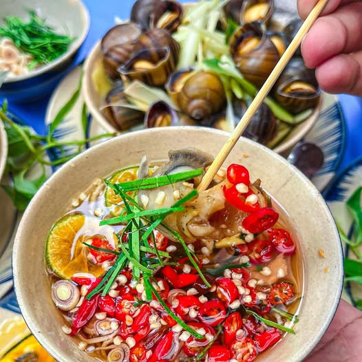 Quận 10 tuyển người chăm ông, lương thoả thuận